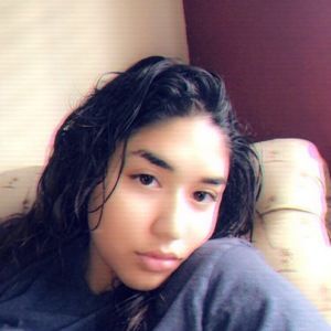 Meet your Posher, Elena